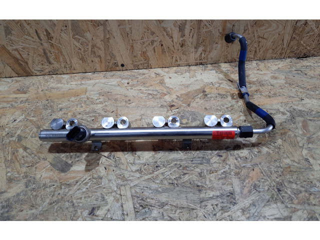 Vstřikovací lišta 353502B380   Hyundai Tucson TL  pro naftový motor 1.6  