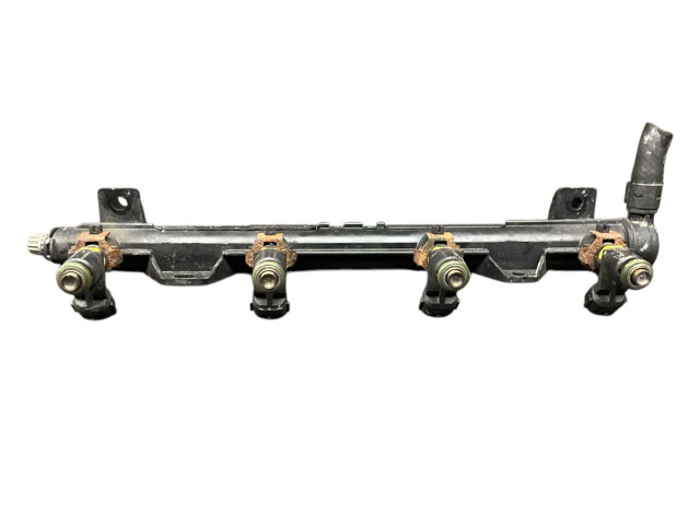 Топливная рампа 036133320, 036133319BT   Seat Ibiza IV (6J,6P)  