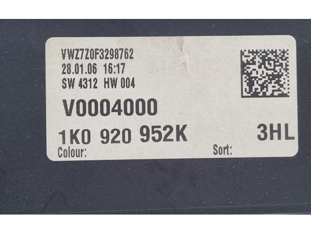 Přístrojová deska  Volkswagen Jetta V 2006 1K0920952K  