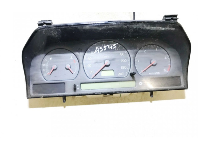 Přístrojová deska  Volvo S70  V70  V70 XC 1996 9168144  