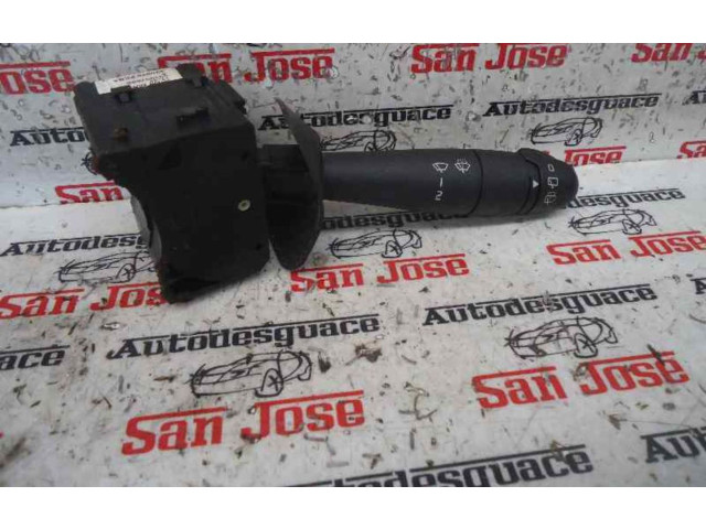 Переключатель дворников 6001551357   Renault Sandero I