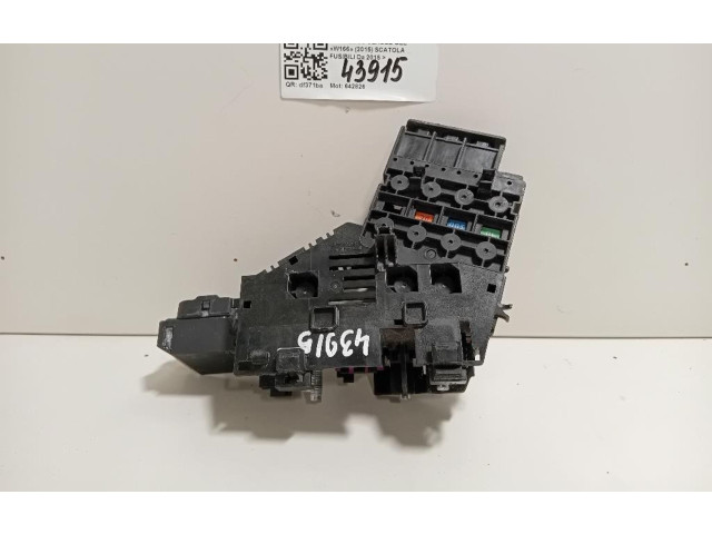   Pojistková skříňka A1665405202, 642826   Mercedes-Benz GLE (W166 - C292) 2015