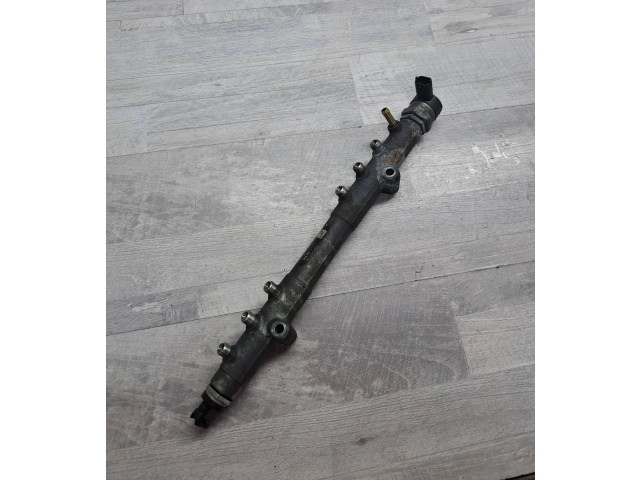 Vstřikovací lišta 30757146, 001688L2   Volvo V70     
