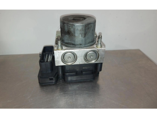 Jednotka ABS 27536CA002   Toyota GT 86 2013