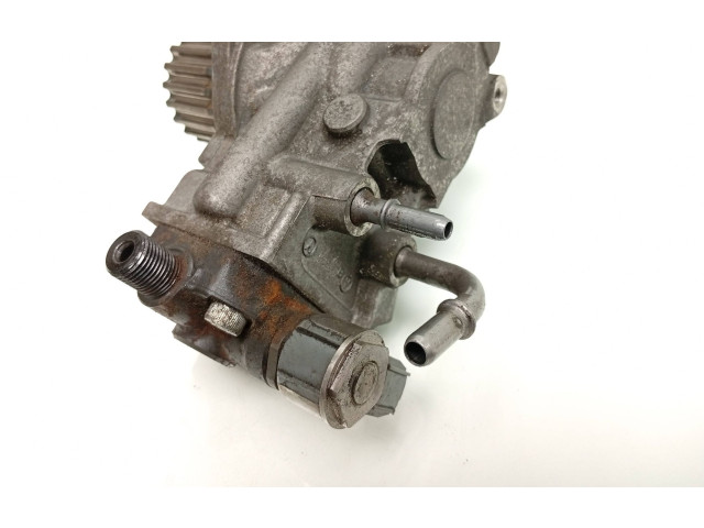 Vstřikovací čerpadlo 31452143, 2B121693   Volvo V40    D4204T13 