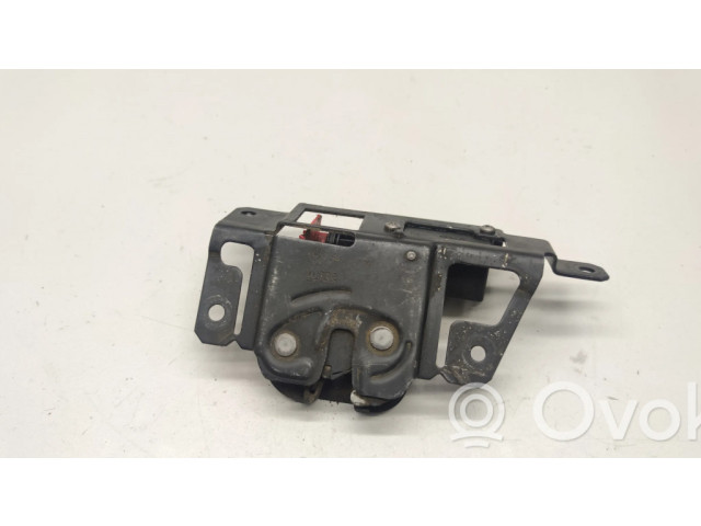 Замок багажника 51247201561    BMW 3 E46 1998-2005 года