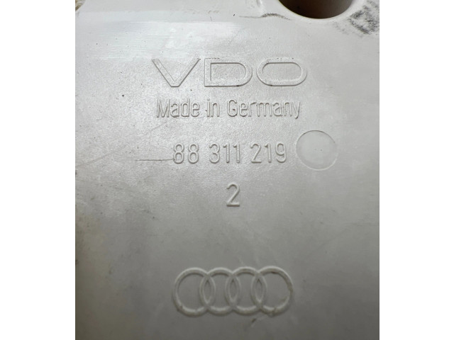 Přístrojová deska  Audi A6 S6 C4 4A 1995 88311219  