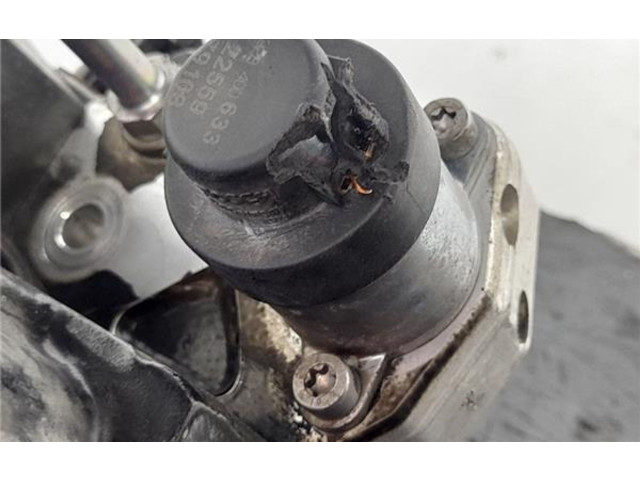 Vstřikovací čerpadlo 33100-27400, 0445010121   Hyundai Tucson JM    D4EA-V 