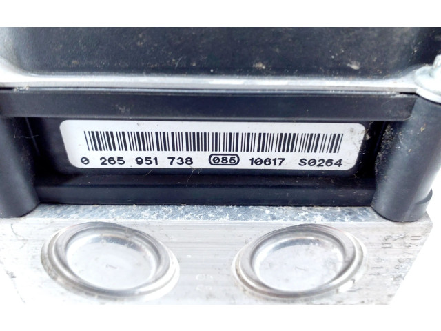 Jednotka ABS 9674677580, 2448   Peugeot 5008 2011