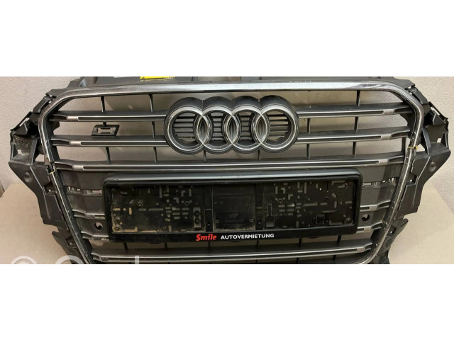 Передняя решётка Audi A3 S3 8V 2013-2019 года 8V3853651, 8V3853037      