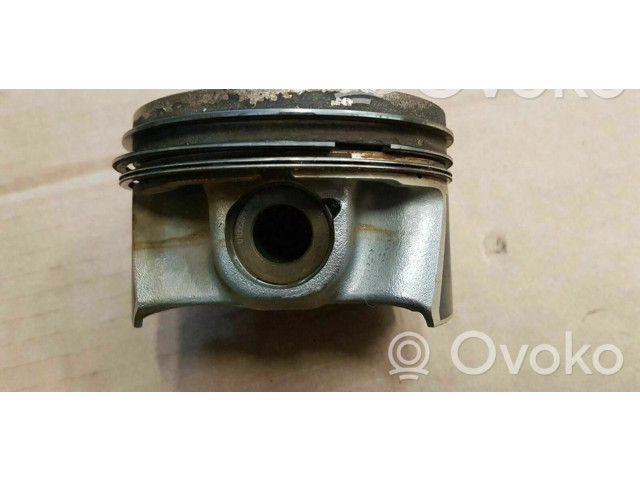 Píst 06K107065, CJX   Audi A3 S3 8V     