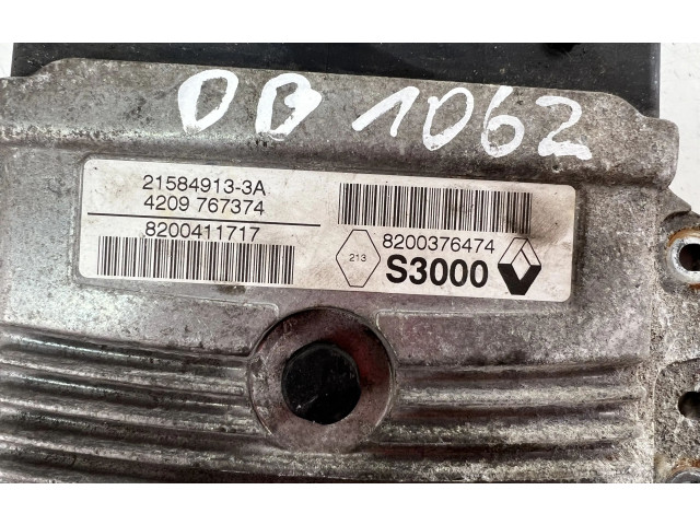 Řídící jednotka 8200411717, 8200376474   Renault Modus 2004