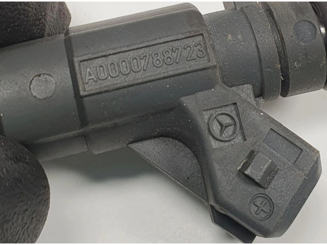 Vstřikovač A0000788723   Mercedes-Benz A W168     
