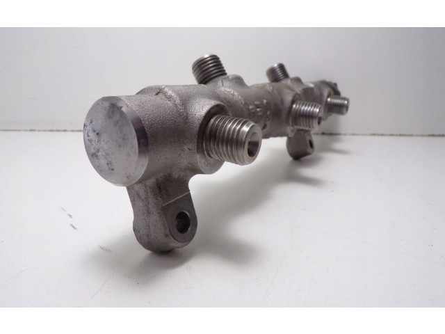 Топливная рампа 04L906054, 059130089DL   Audi A4 S4 B9  