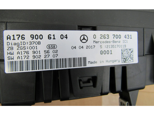 Přístrojová deska  Mercedes-Benz A W176 2013 a1769006104  