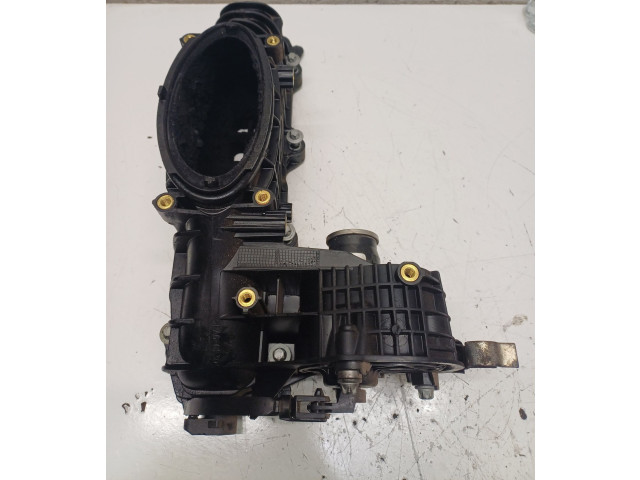 Zámek zadních dveří A6510900037   Mercedes-Benz Sprinter W906 2011
