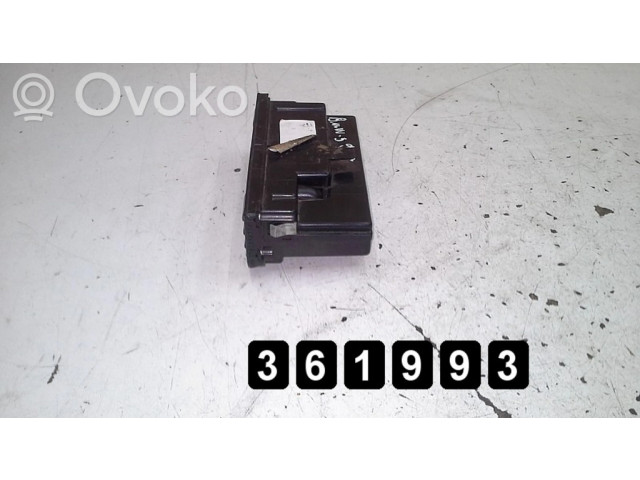 Блок управления климат-контролем 8362767   BMW 3 E30