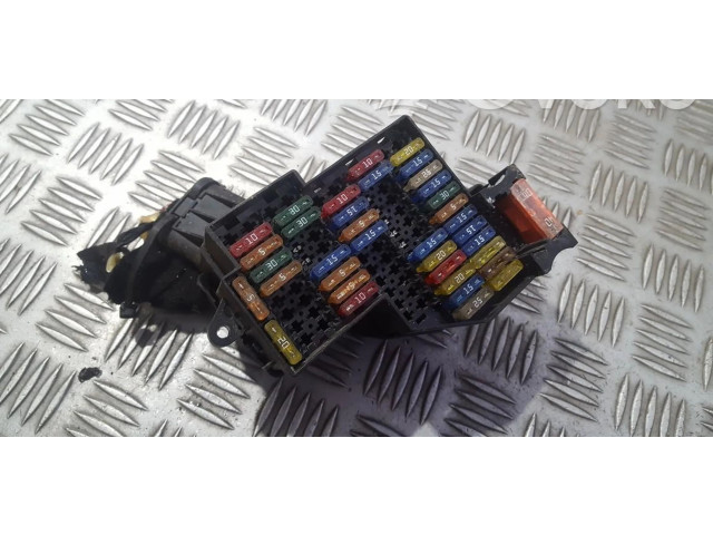 Блок предохранителей  7l0941828, 7L0941828   Volkswagen Touareg I    