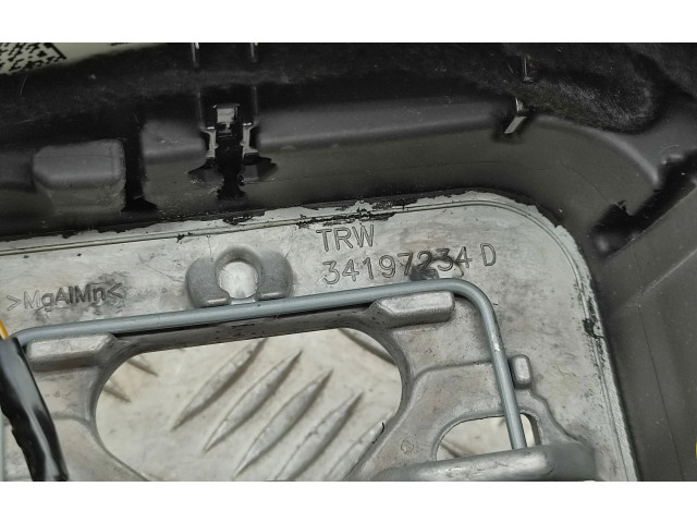 Volant Peugeot 3008 II 2016 98105487HE, 34197234D  