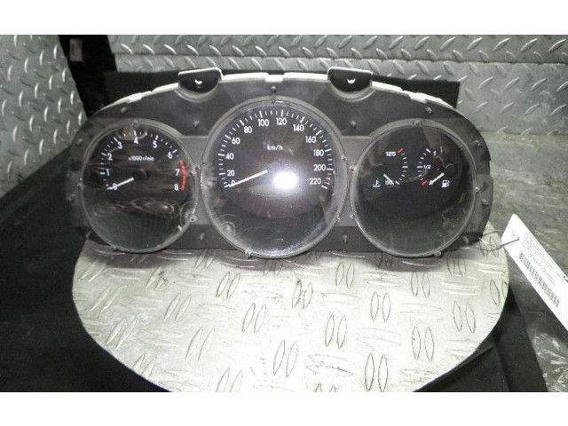 Přístrojová deska  Chevrolet Evanda 2005 030416  