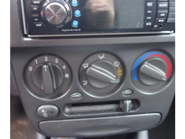 Zpětné zrcátko  Hyundai Accent 2002    