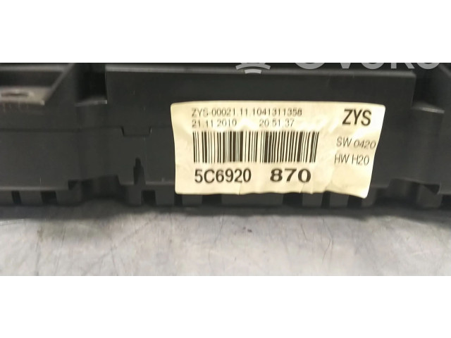 Přístrojová deska  Volkswagen Jetta VI 2011 5C6920870  