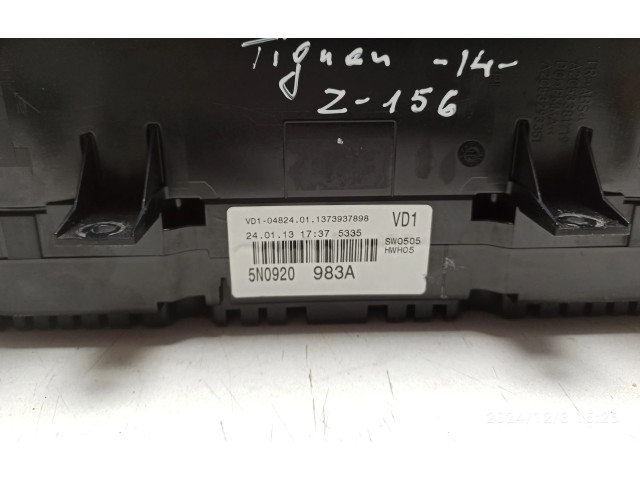 Панель приборов 5N0920983A   Volkswagen Tiguan       