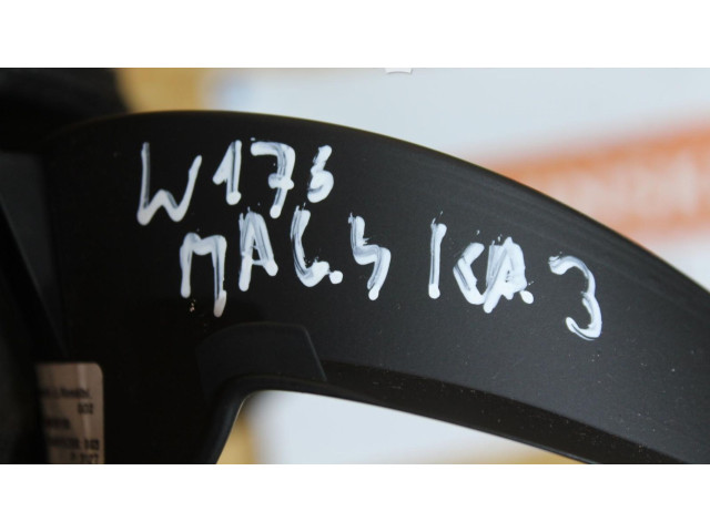 Přístrojová deska  Mercedes-Benz A W176 2014 91332272015, A1766830100  
