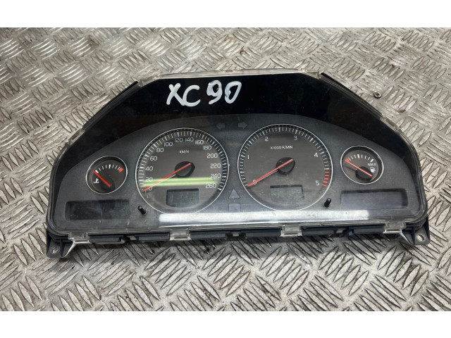 Přístrojová deska  Volvo XC90 2004 30682276  