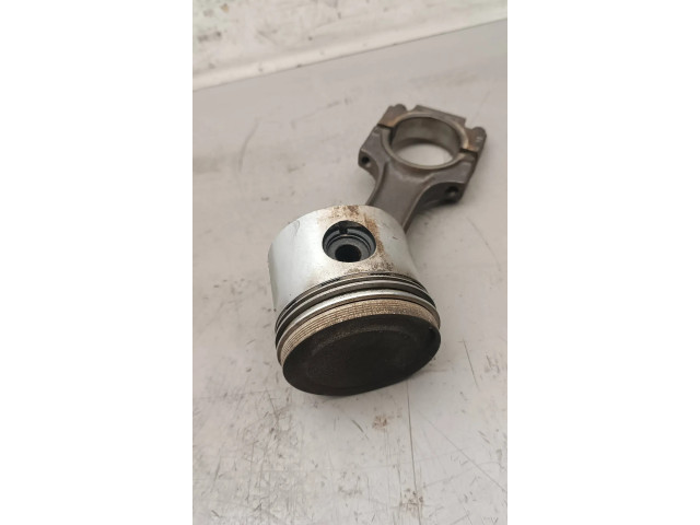 Ojnice  1717083    BMW 5 E34  2.0