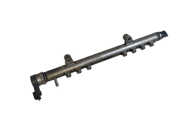 Vstřikovací lišta 0445215025, 002474L3   Volvo V70    D5244T15 