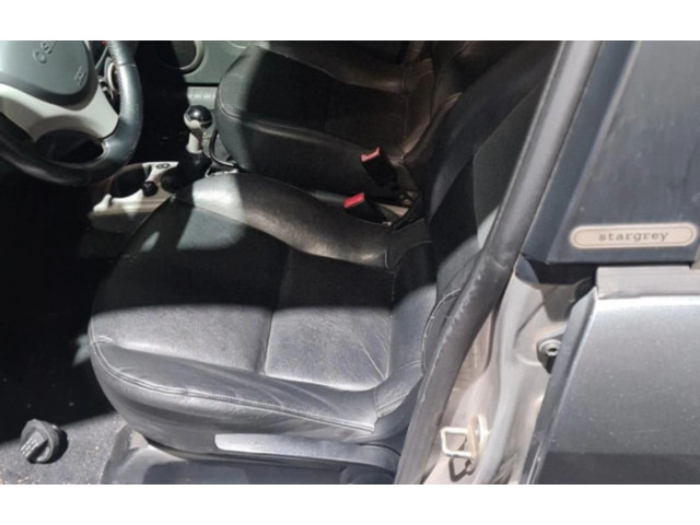Ручка стеклоочистителей A4545450010CL2A   Smart ForFour I
