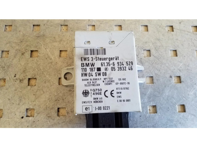 Блок управления 61356934529   BMW X3 E83