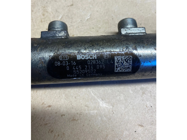 Vstřikovací lišta 55209572, 028362L4   Saab 9-3 Ver2    Z19Dt 