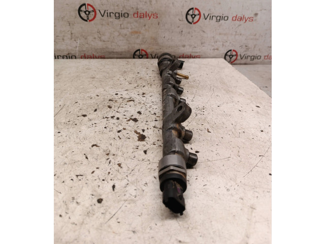 Vstřikovací lišta 2381033030, 1077800531   Toyota Yaris     