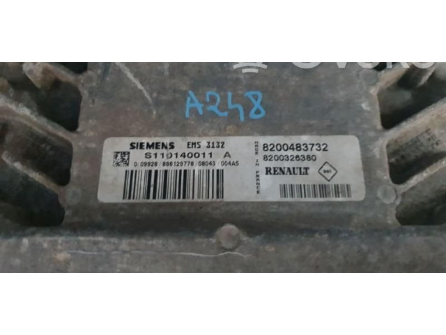 Блок управления двигателем Блок управления 8200483732., S110140011A   Renault Logan I