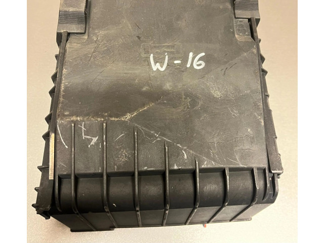 Блок предохранителей 1K0937125A, 1K0937125   Volkswagen Golf Plus    