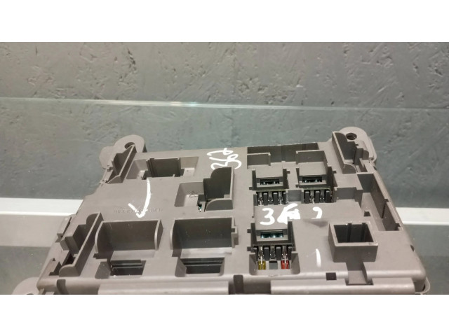 Блок предохранителей 518954021A, 693168704   BMW X6 E71    