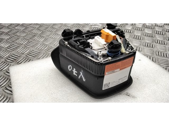 Подушка безопасности водителя P31418061, 31418061   Volvo V70