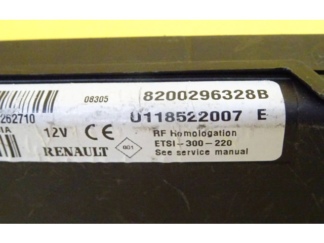 Pojistková skříňka Řídící jednotka BSM 8200296328B, U118522007E   Dacia Logan I 2006