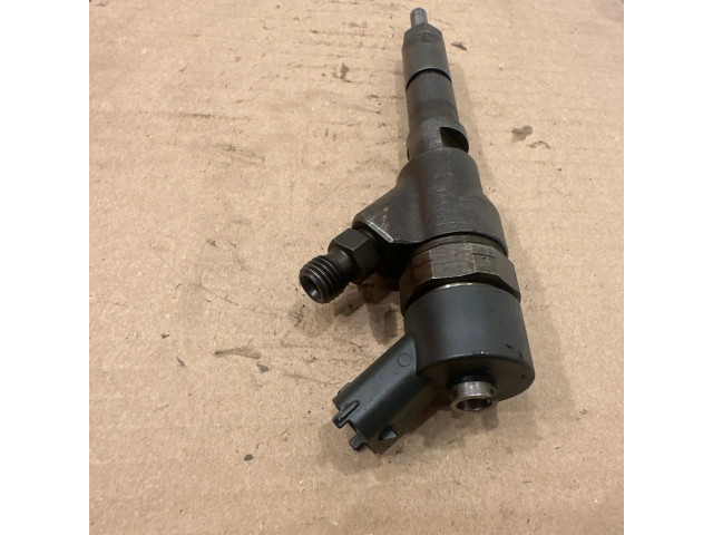 Vstřikovač 0445110076   Peugeot 406  pro naftový motor 2.0  