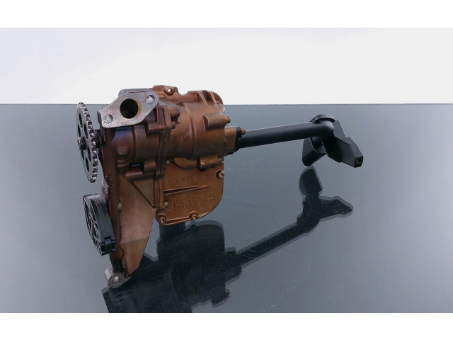 Масляный насос   077115105G  Volkswagen Touareg I 