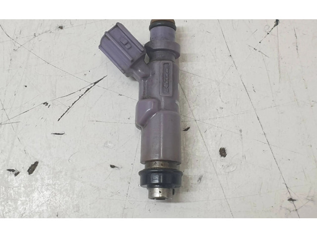 Форсунка 2325070120    Lexus IS 200-300  1GFE 
