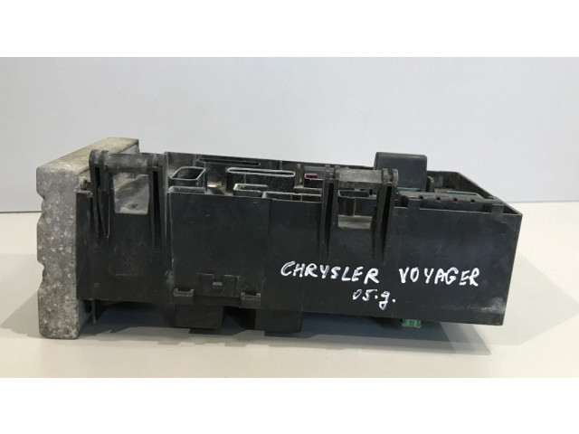   Pojistková skříňka 04869204AM, 030202258   Chrysler Voyager 2002