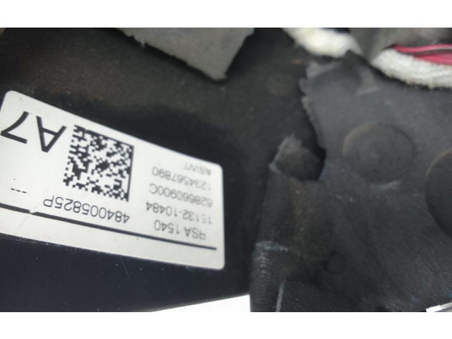 Volant Renault Megane IV 2015 484005825R  