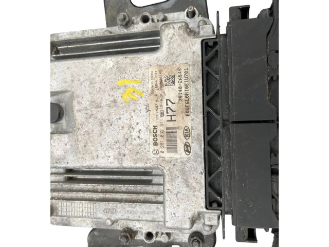 Řídící jednotka 0281032311, 391402A545   Hyundai i40 2015
