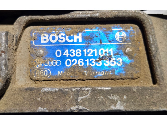 Vstřikovací lišta 0438121011, 026133353   Audi 80 90 B3     