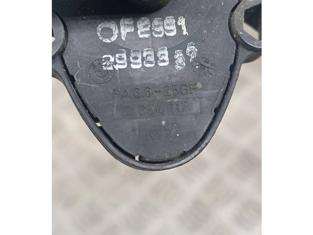 Vstřikovací lišta 2354117, PA6625GF   BMW 5 E39     