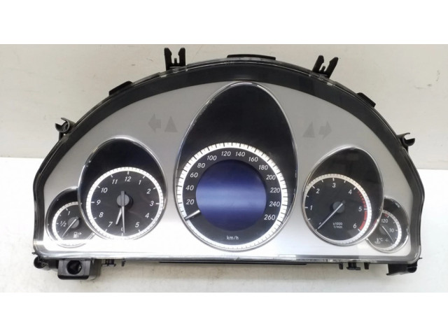 Přístrojová deska  Mercedes-Benz E W212 2011 A2129001614, 2129014002  