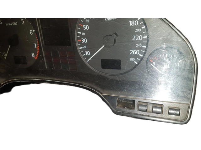 Přístrojová deska  Audi A8 S8 D2 4D 1998 4D0919033AC, 110008639  
